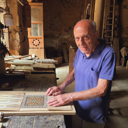 Mesa de Backgammon e Xadrez Damasquina Feita à Mão por Gaby Al Dayeh – Obra-Prima com Incrustações de Madrepérola