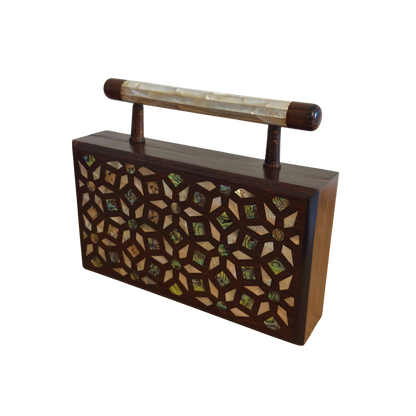 O Jardim dos Segredos – Bolsa Damasquina de Nogueira com Madrepérola Geométrica e Botânica