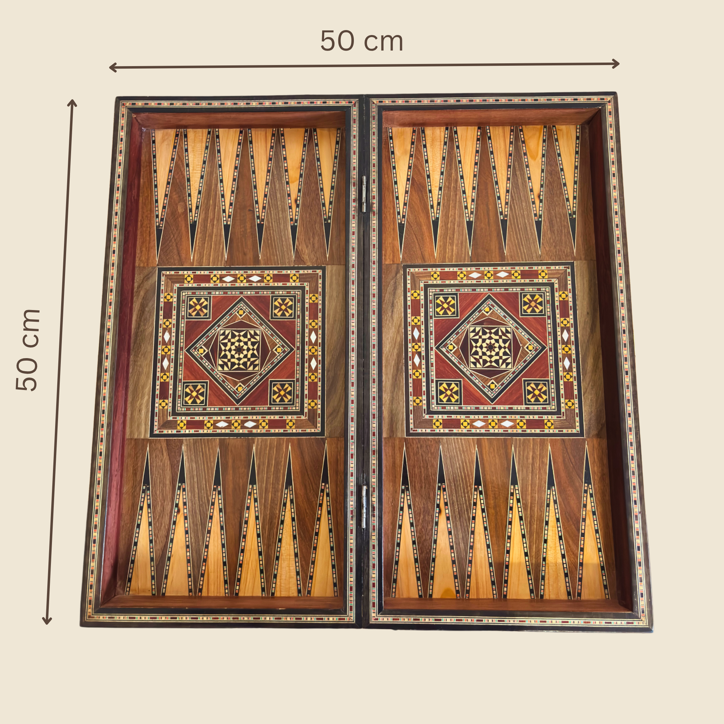 Tavolo Damaschino da Scacchi e Backgammon Fatto a Mano da Gaby Al Dayeh – Capolavoro con Madreperla