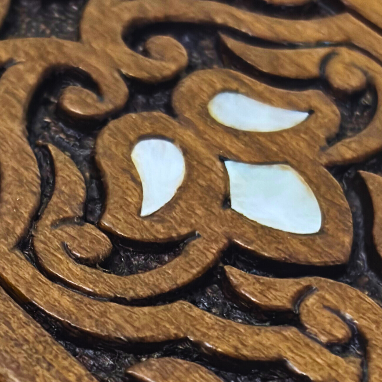 El Oyma Lüks Şam Kutusu – Sedef & Kadife Zarafeti